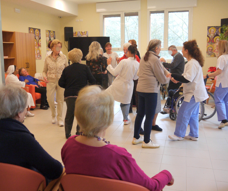 Featured image for “Movimento creativo e non solo: a “lezione” di condivisione a Casa Madre Teresa di Calcutta”