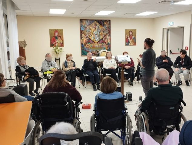 Featured image for “Area Anziani: la musica costruisce ponti di vita”